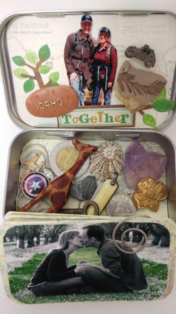 How to Make a Memento Kit - Memory Tin - Altoids Memento Can - Photo Tin Kit