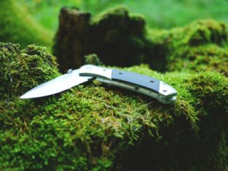 9 Ways to Use a Knife for Survival